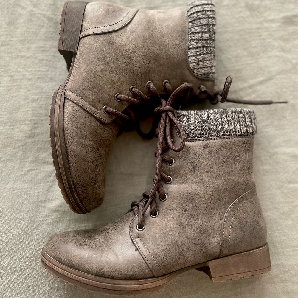 JustFab Dark grey boots- like new. Size 7